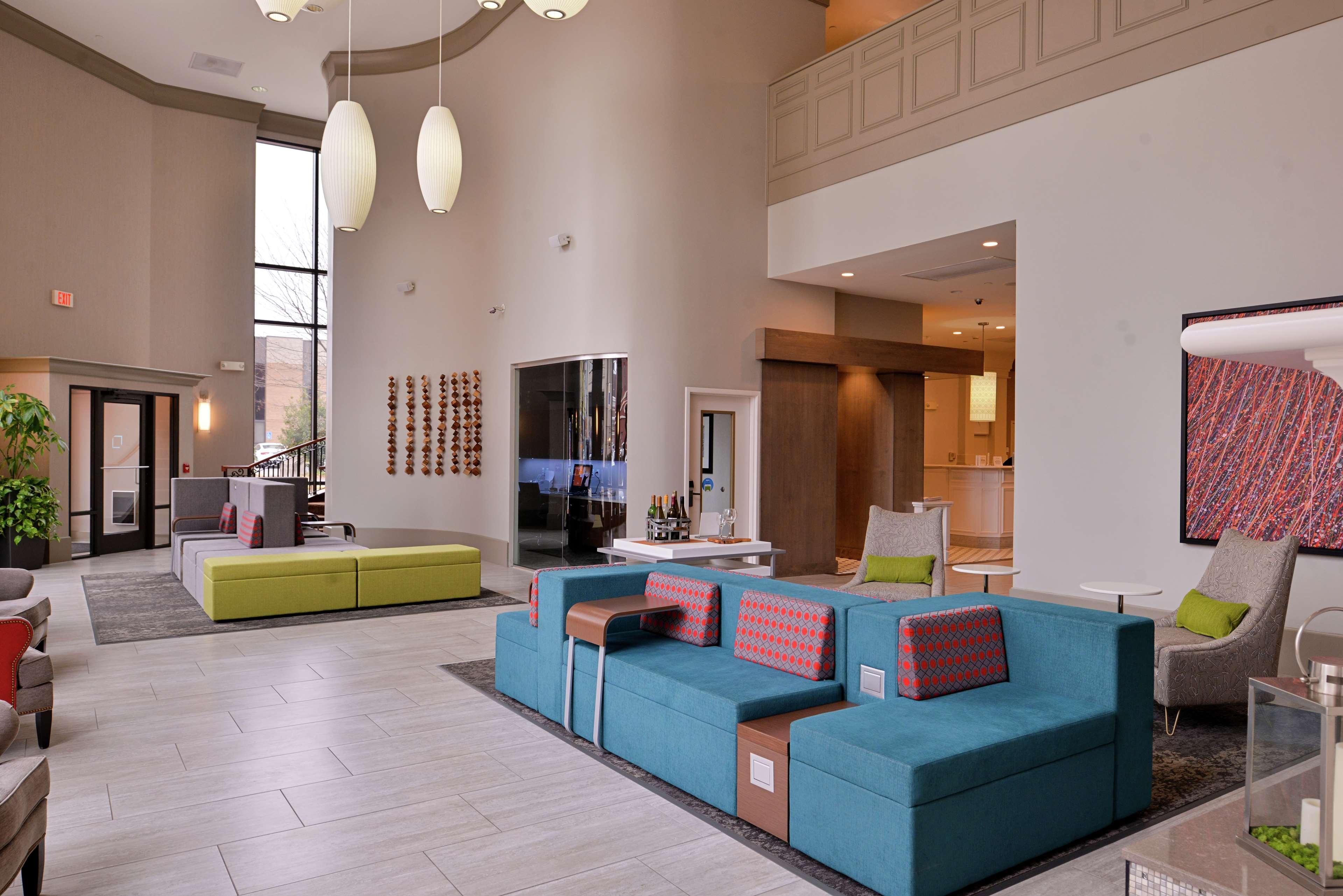 Hilton Garden Inn Terre Haute Bagian luar foto