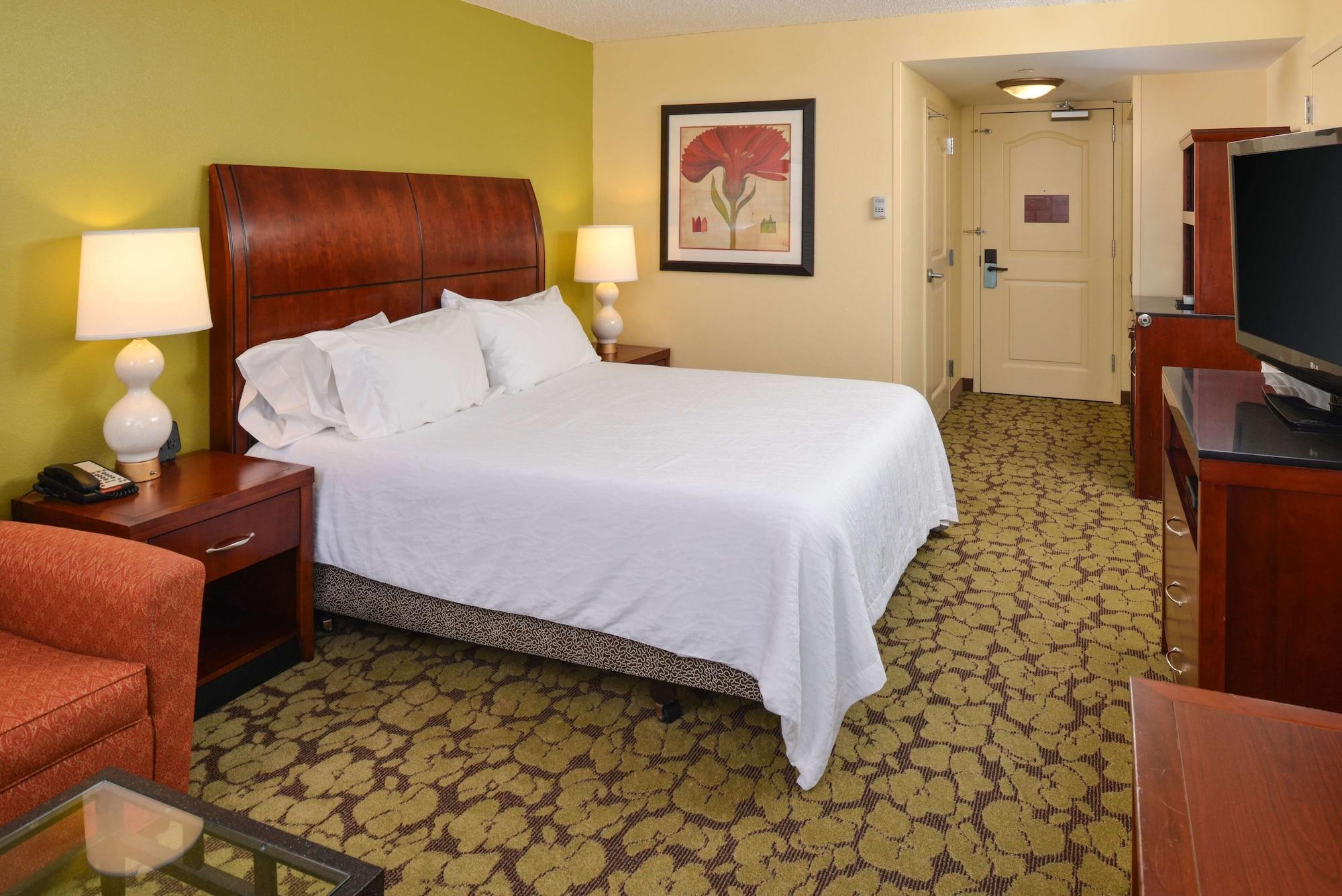 Hilton Garden Inn Terre Haute Bagian luar foto