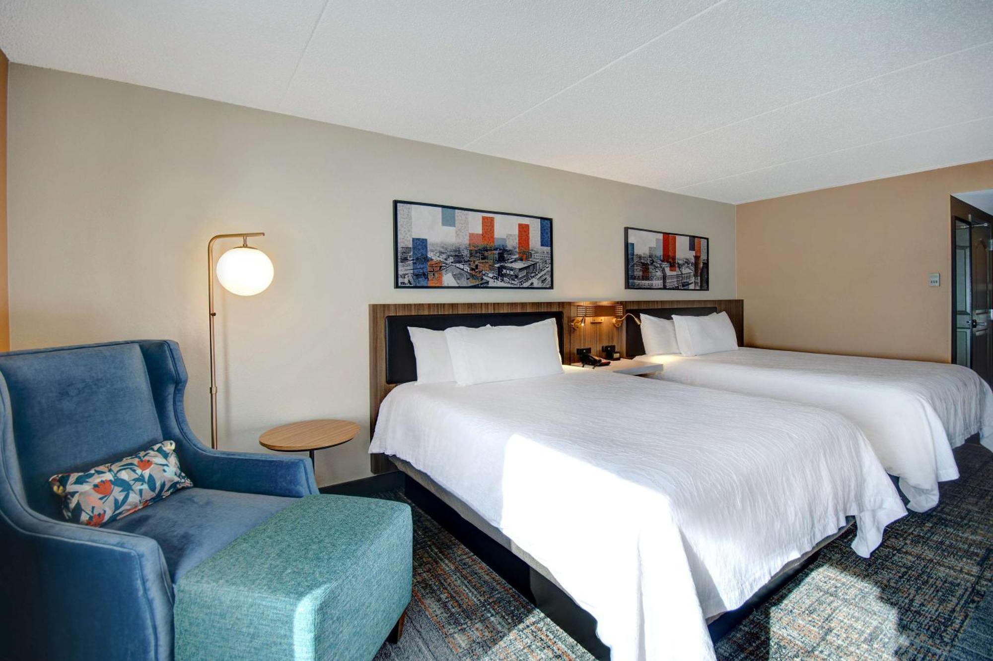 Hilton Garden Inn Terre Haute Bagian luar foto