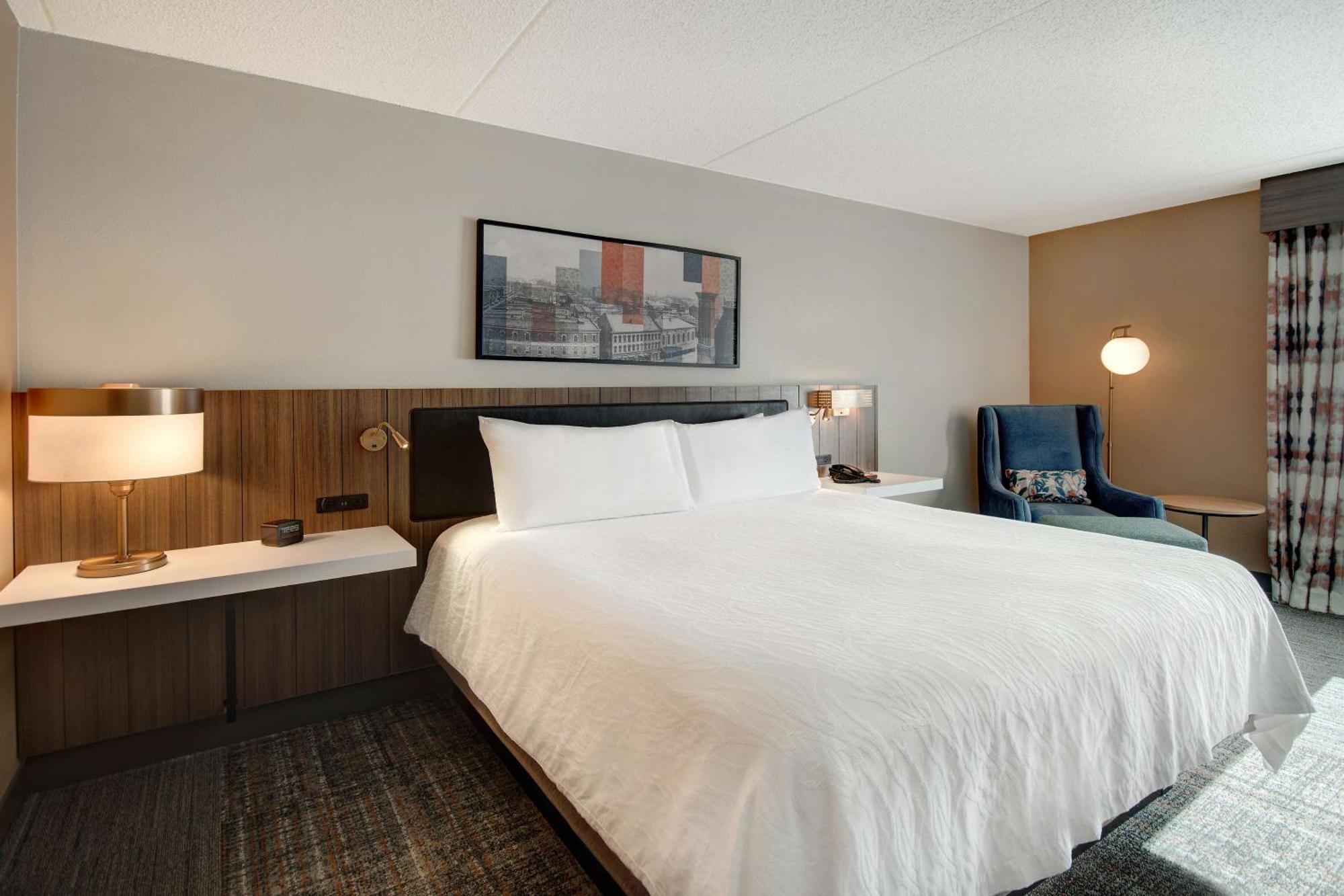 Hilton Garden Inn Terre Haute Bagian luar foto